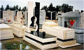 מצבה מבית שיש עדן