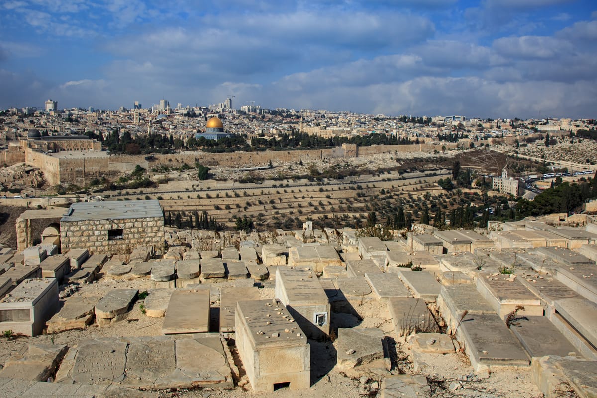 מצבות הר מנוחות - דוגמאות עבודות מצבות הר מנוחות - דוגמת מצבה 4