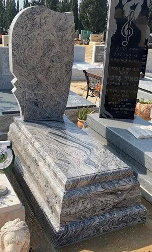 מק'ט 267. מצבה בגוון אפור