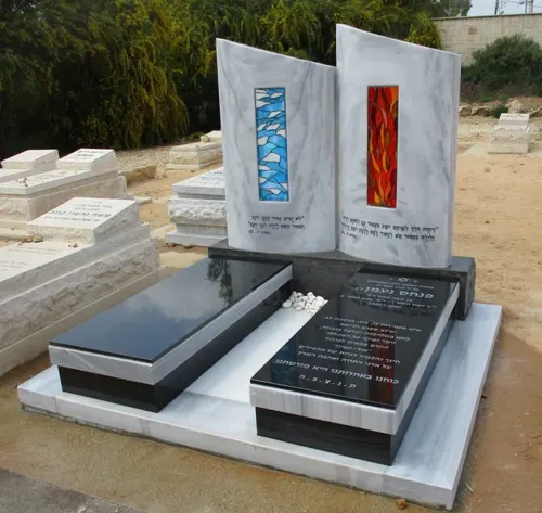 מק'ט 427. מצבה כפולה