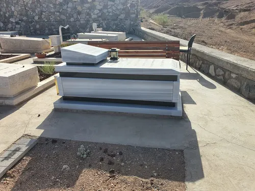מק'ט 485. מצבה שיש