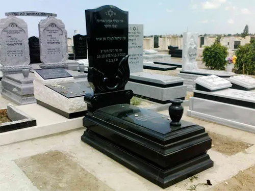 מק'ט 534. מצבה גבוהה