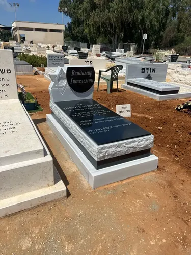 מק'ט 923. גרניט שחור