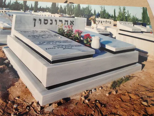 מק'ט B32 מצבה כפולה